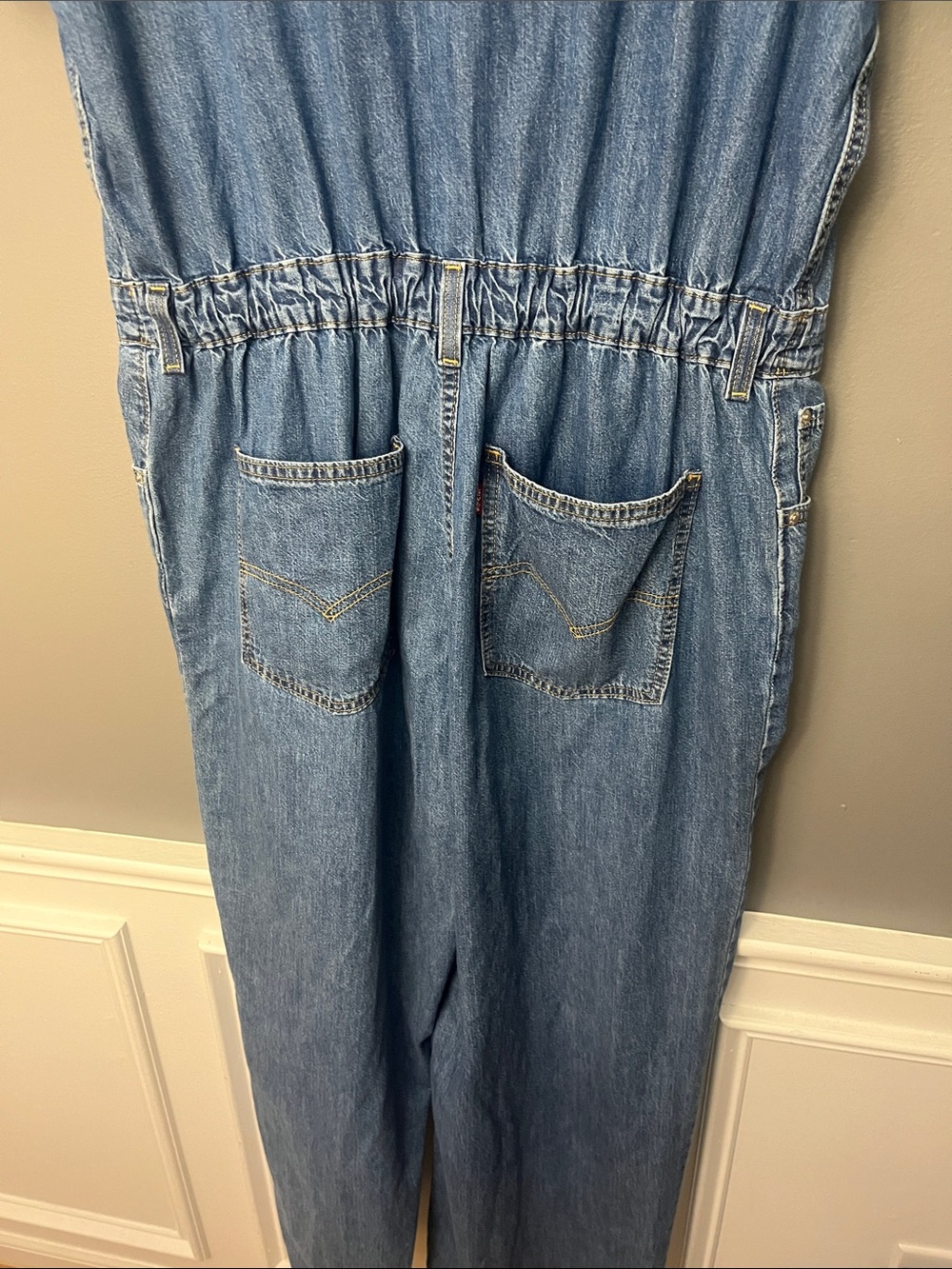 Levi’s Women’s Classic Blue Denim Short Sleeve Jumpsuit - Size XL - Picture 7 of 11